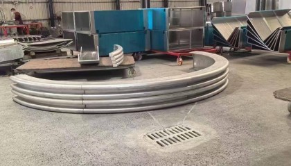 双曲铝单板：欢迎中间商赚差价