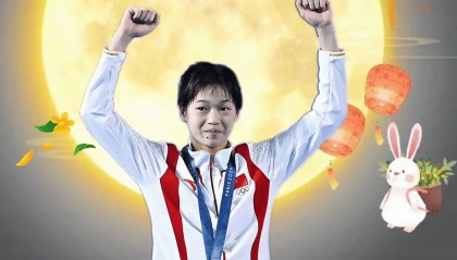 全红婵爷爷奶奶年纪大快走不动道！新家工人专程前往探望，老人家喝白粥+青菜