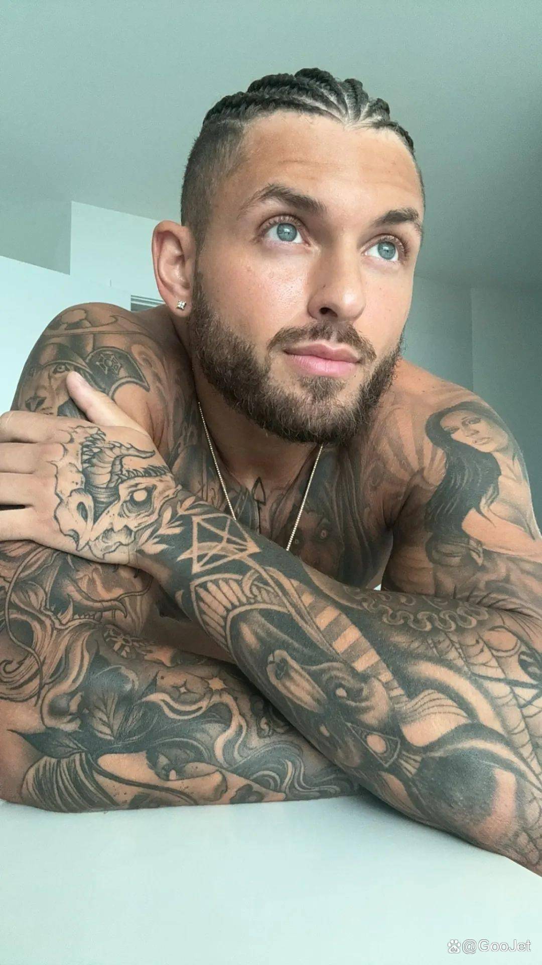 美国知名网红在互联网消失，疑似被判刑！