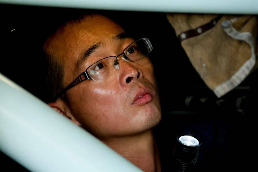 深海布网，云端猎鲨！