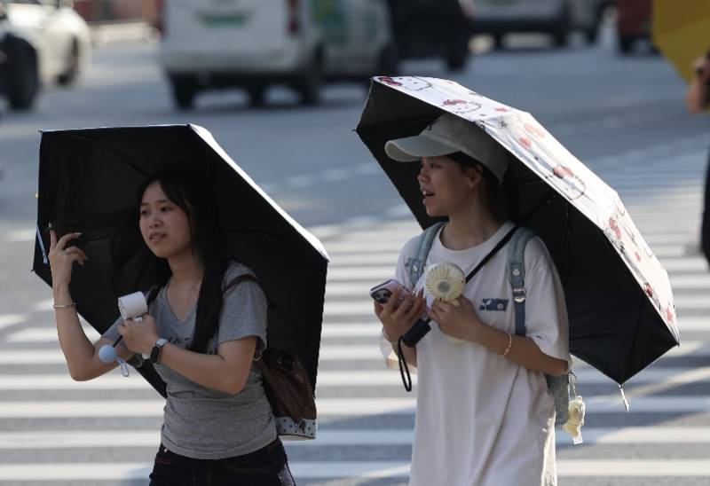 “热麻了”，广州今日最高温41.6℃，花都区橙色预警生效
