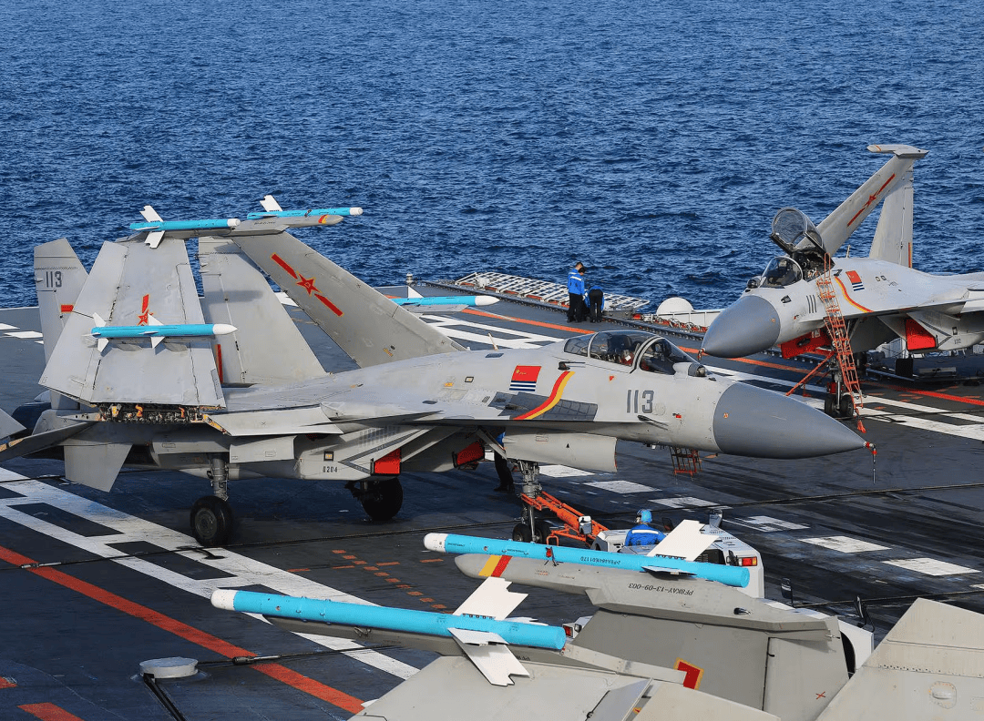 就这么官宣了？央视：歼-35型舰载机登上“辽宁”舰，这意味着什么？