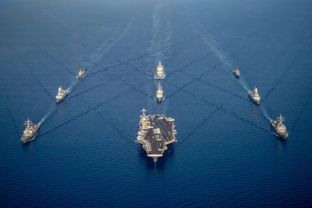 就这么官宣了？央视：歼-35型舰载机登上“辽宁”舰，这意味着什么？