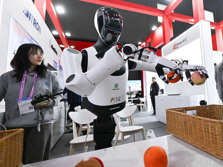 西媒:中国成一季度西班牙最大商品供应国