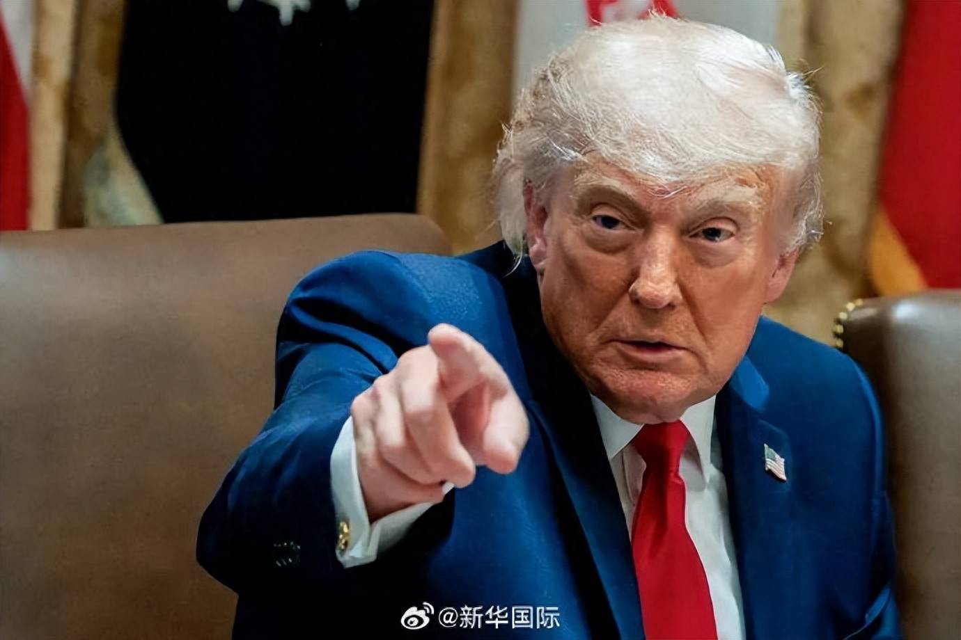 特朗普怒批：一会叫我打仗一会叫我别打，我很难正常开展工作